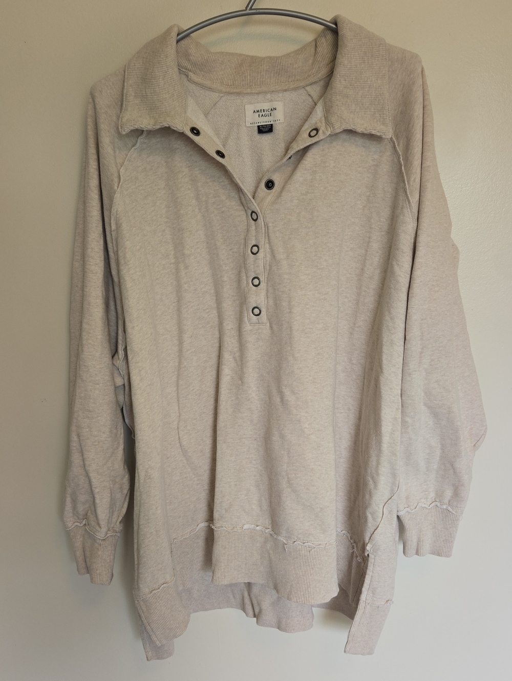 American Eagle Big Hug Fleece Henley Sweatshirt XL Oversized Relaxed Fit Cream